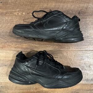 Nike Air Monarch IV Triple Black Athletic Sneakers 9.5 Walking Gym Comfort READ